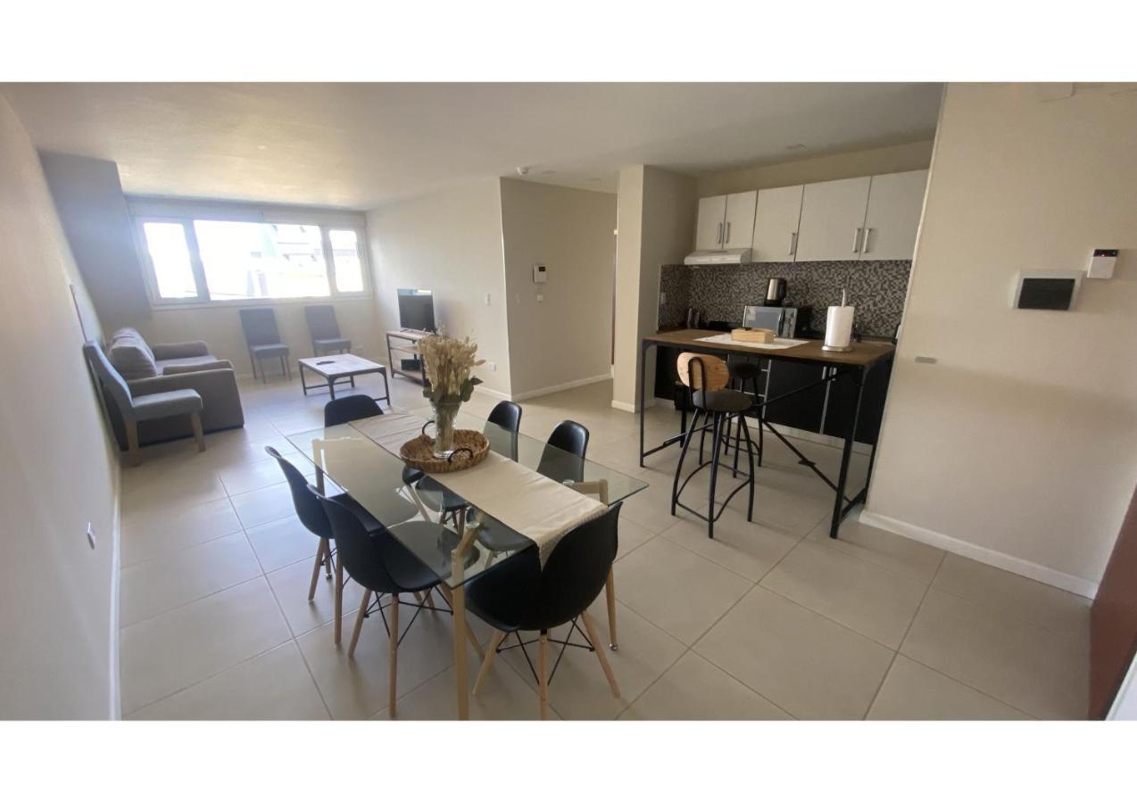 Gray Fox Apartments San Martin ウシュアイア エクステリア 写真