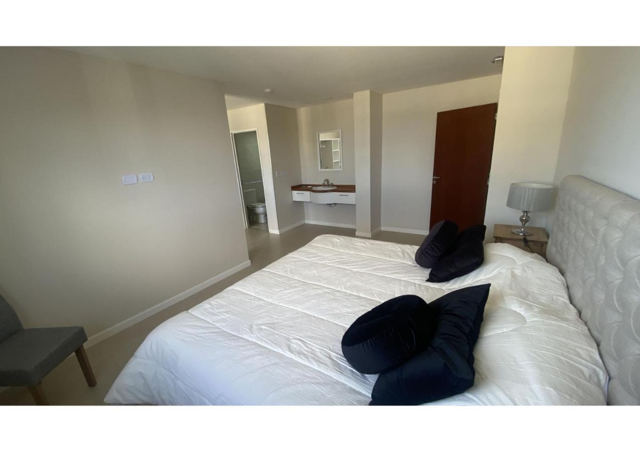 Gray Fox Apartments San Martin ウシュアイア エクステリア 写真