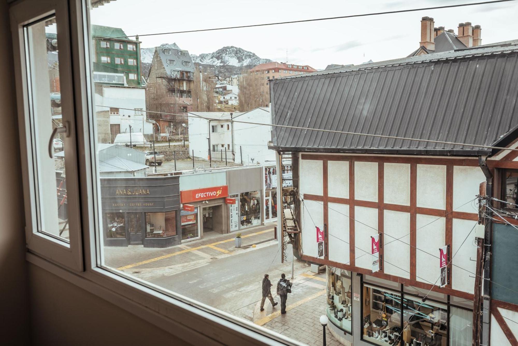 Gray Fox Apartments San Martin ウシュアイア エクステリア 写真